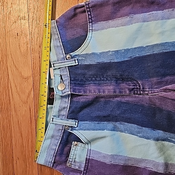 Vintage Sasson Striped Jean Shorts Women's Jr Size 24" Waist X 4" Inseam Length - Picture 7 of 13